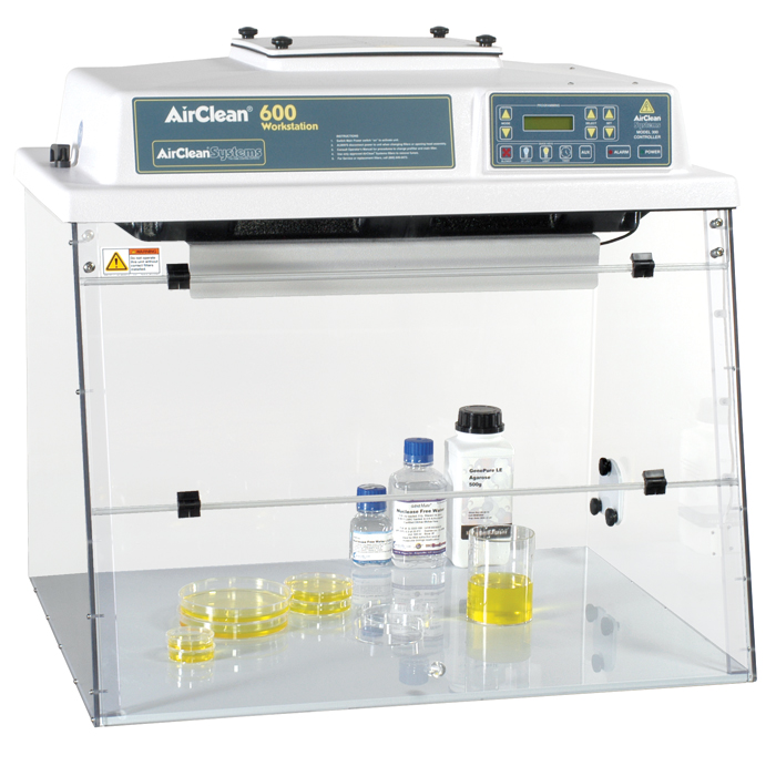 Vertical Laminar Flow Workstation