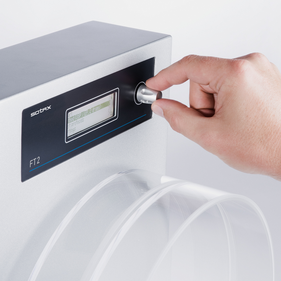 The FT2 shines at being straightforward and easy to use; its rapid SingleButton™ action makes navigating the user menu s