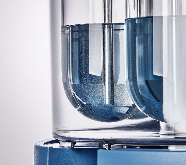Automated filling of vessels avoiding re-aeration. On completion of a test run, vessels are automatically emptied and th